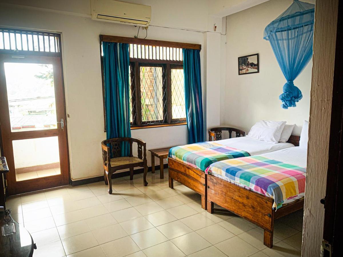 Sharon Inn Kandy Bagian luar foto